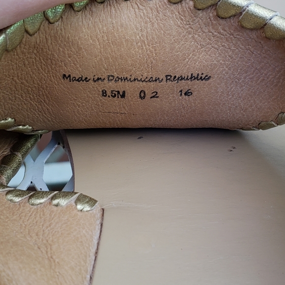 EUC Jack Rogers Gold Blair Sandals in Original Box - Picture 7 of 8